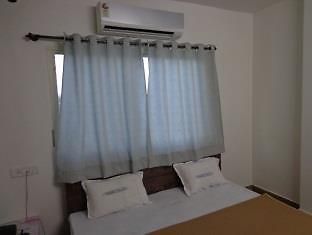 Oyo 36211 Hotel Padma Palace Ujjain Luaran gambar