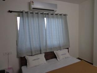 Oyo 36211 Hotel Padma Palace Ujjain Luaran gambar